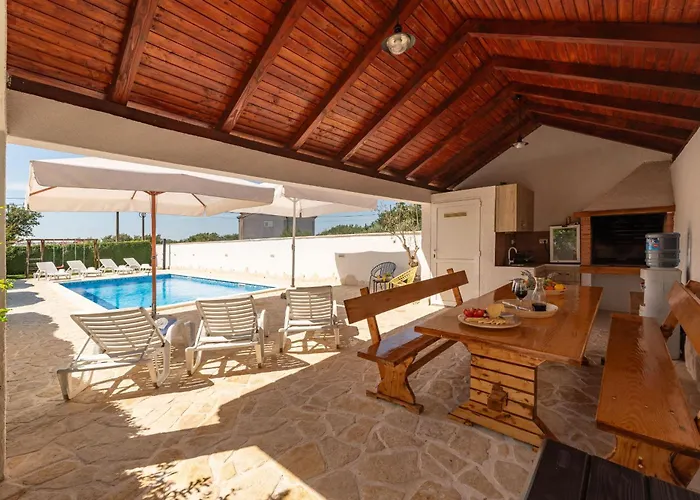 빌라 Bellezza Zadarvillas